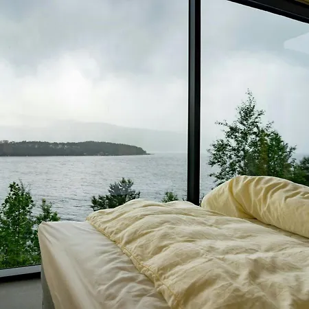 Architect-designed With Fjord Views Bryggja
