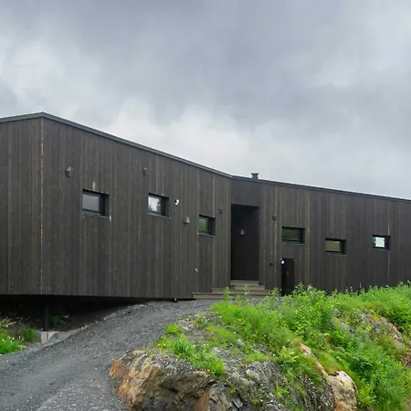 Architect-designed With Fjord Views * Bryggja